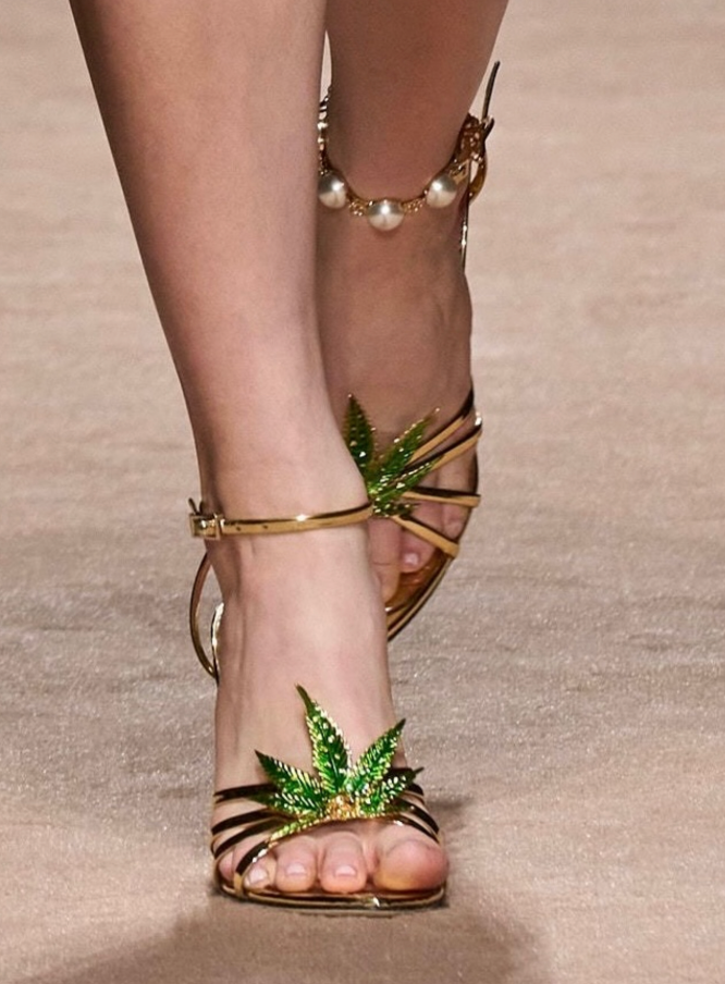 Dsquared² MARIJA Gold Sandals w/ Jewel Leaf