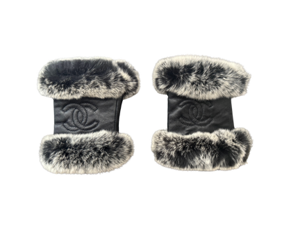 Chanel Black Leather & Fur Lined Fingerless Gloves