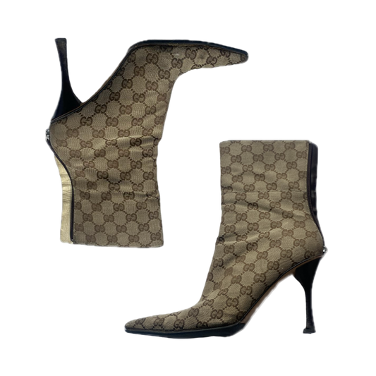 Gucci Short Logo Boots