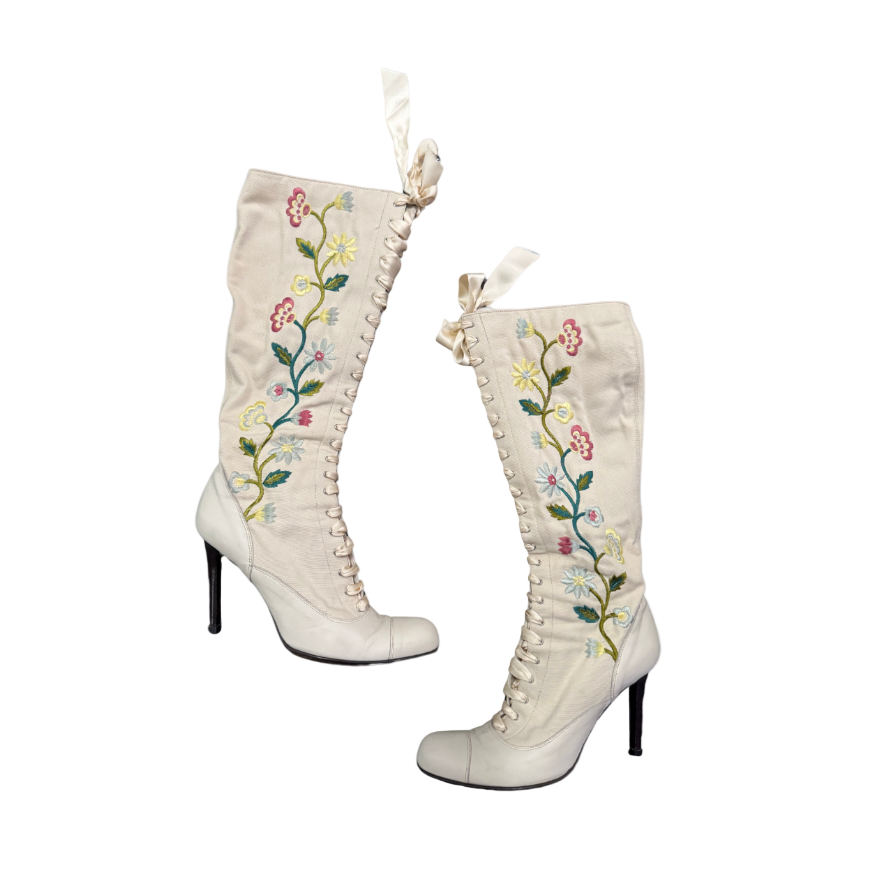 Blugirl by Blumarine Embroidered Cream Boots